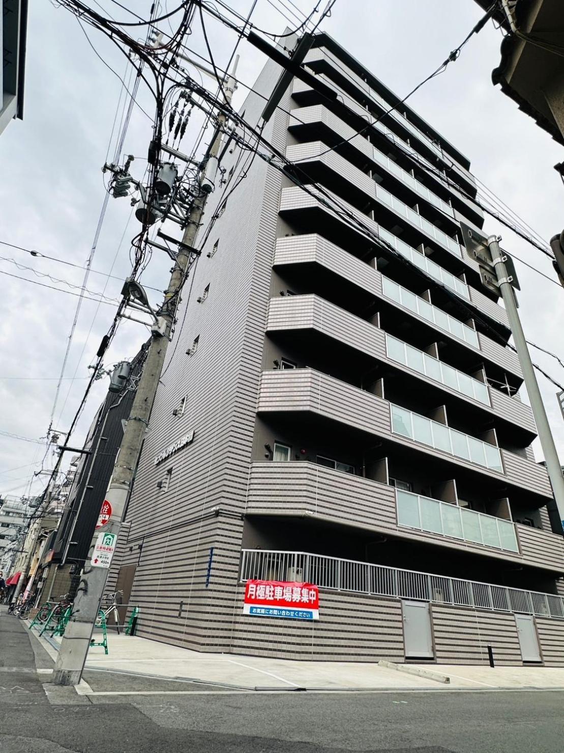 203新築セール黒門市場1分!道頓堀まで徒歩8分!心斎橋まで徒歩9分! Apartment *